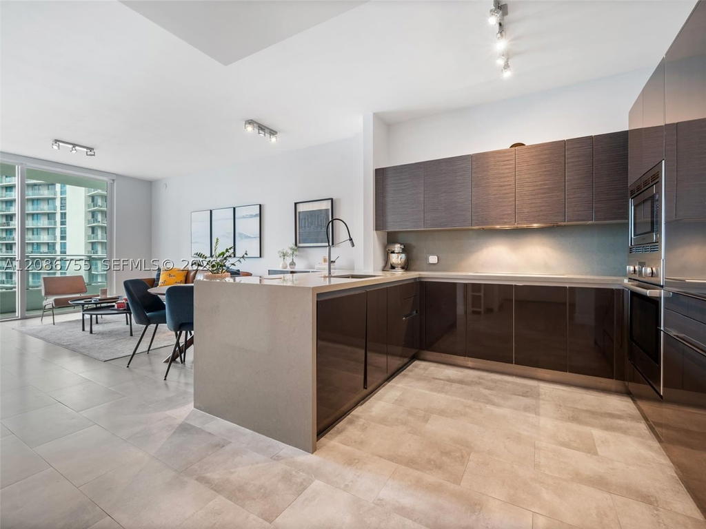 Real estate property located at 1080 Brickell Ave #1403, Miami-dade, The Bondo (1080 Brickell), Miami, FL