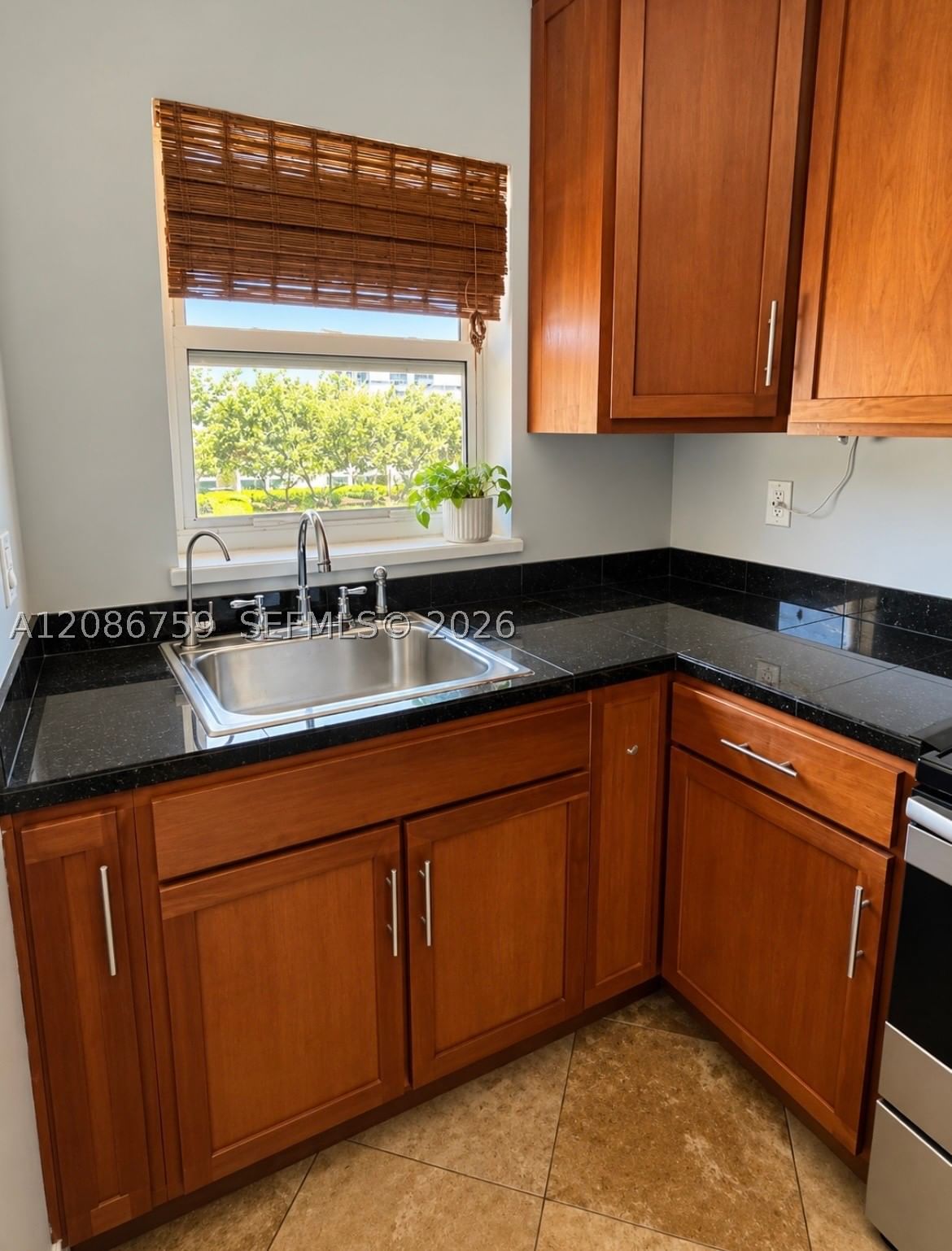 Real estate property located at 1000 15th St #205, Broward, Harbordale Condo, Fort Lauderdale, FL
