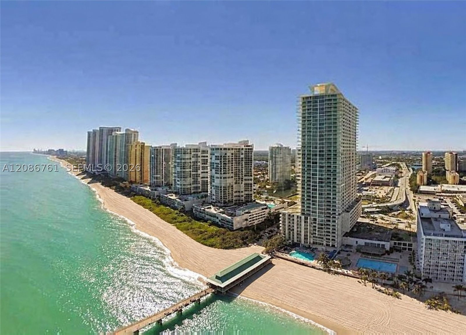 Real estate property located at 16699 Collins Ave #1610, Miami-dade, La Perla Condo, Sunny Isles Beach, FL
