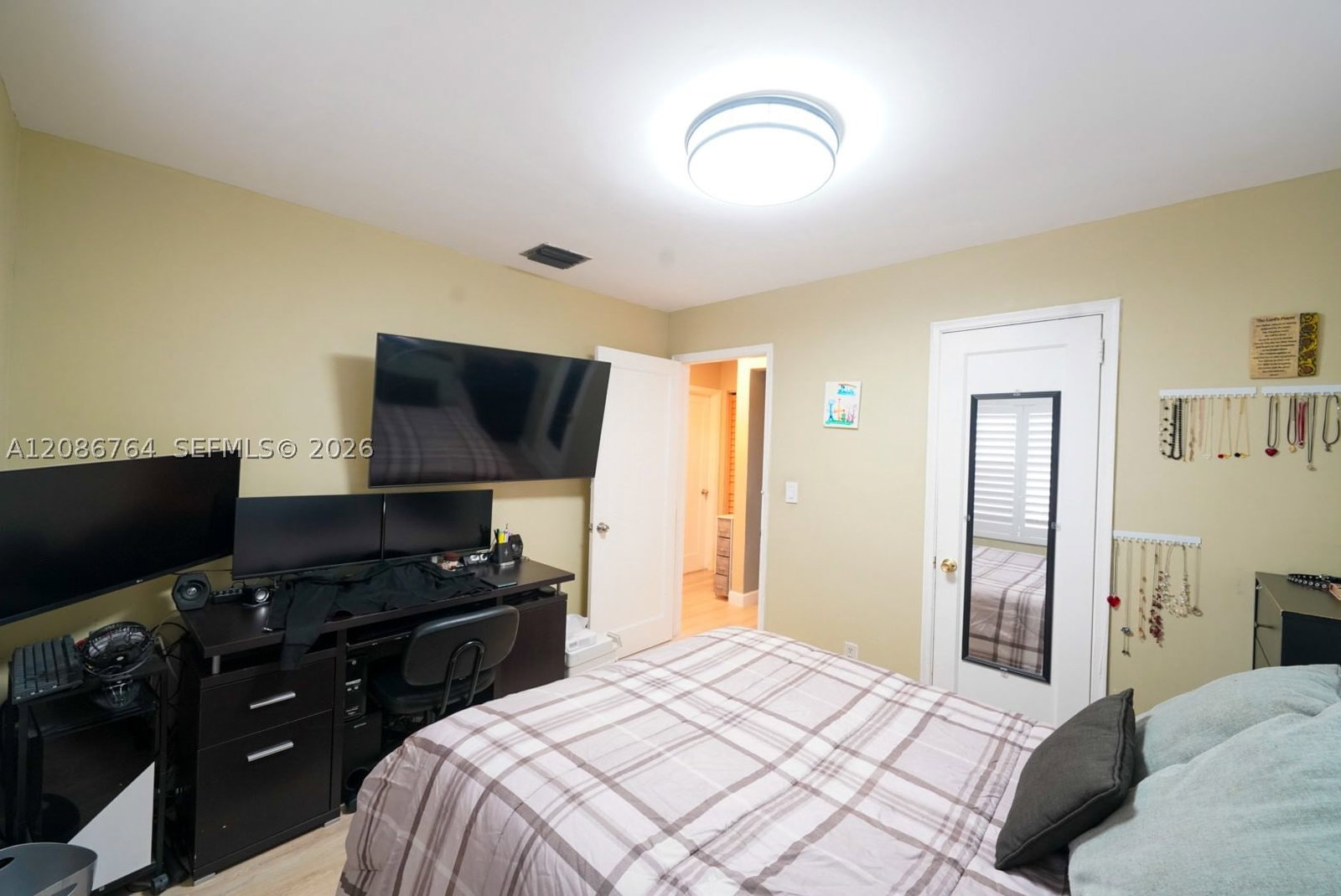 Real estate property located at 358 45th St, Miami-dade, Flamingo Estates, Hialeah, FL