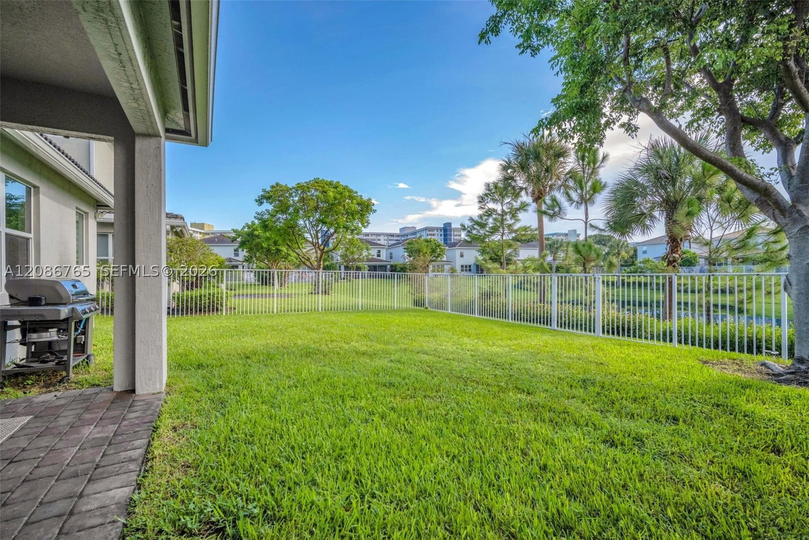 Real estate property located at 1487 Pongam Ter, Broward, Hillcrest Country Club So, Hollywood, FL