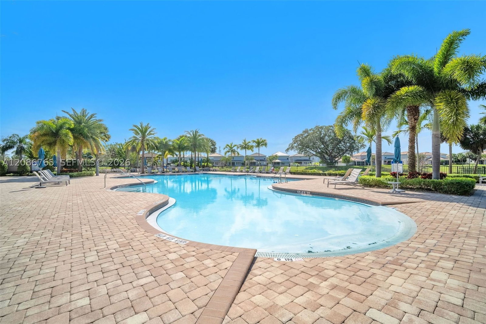 Real estate property located at 1487 Pongam Ter, Broward, Hillcrest Country Club So, Hollywood, FL