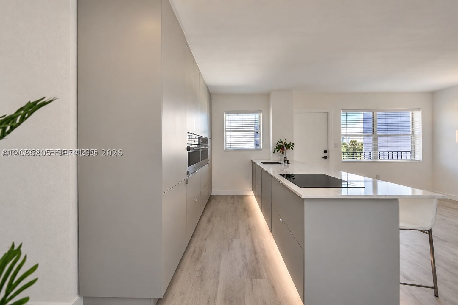 Real estate property located at 1720 Jefferson St #511, Broward, Sun Haven Towers Condo, Hollywood, FL