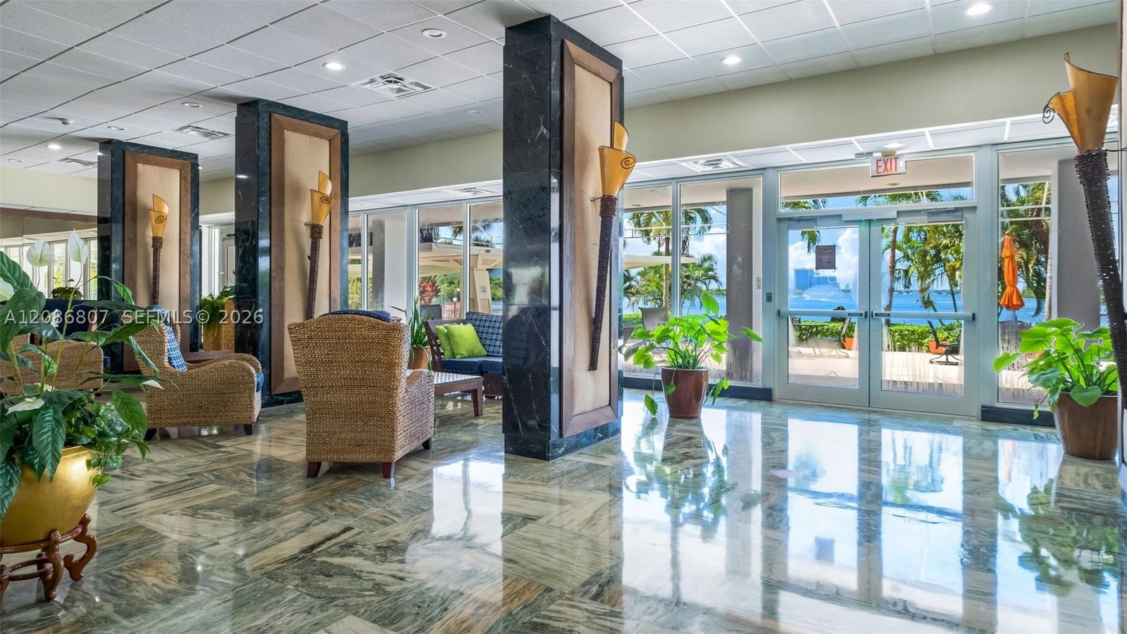 Real estate property located at 500 Bayview Dr #1420, Miami-dade, Arlen House West Condo, Sunny Isles Beach, FL
