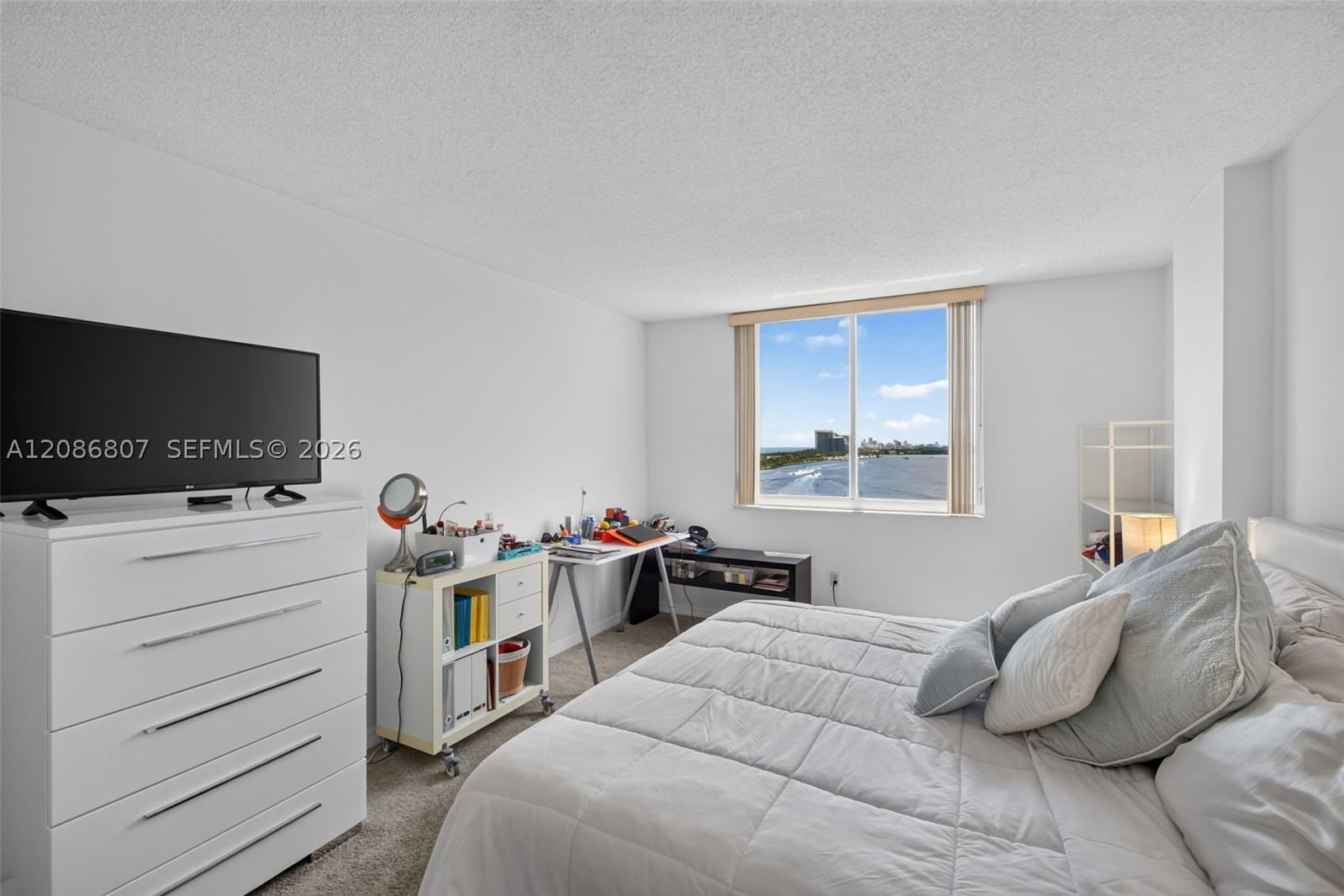 Real estate property located at 500 Bayview Dr #1420, Miami-dade, Arlen House West Condo, Sunny Isles Beach, FL