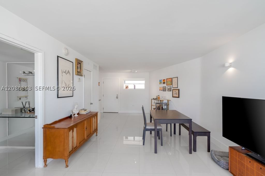 Real estate property located at 1881 Washington Ave #11D, Miami-dade, Octagon Towers I Condo, Miami Beach, FL