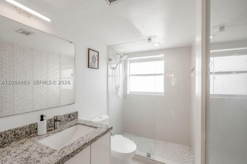 Real estate property located at 1881 Washington Ave #11D, Miami-dade, Octagon Towers I Condo, Miami Beach, FL