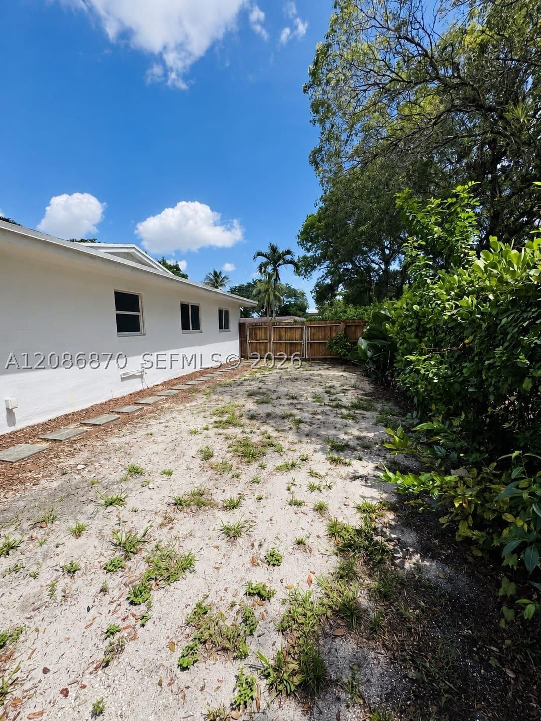 Real estate property located at 695 65th Ave, Broward, Kimberly Forest, Margate, FL