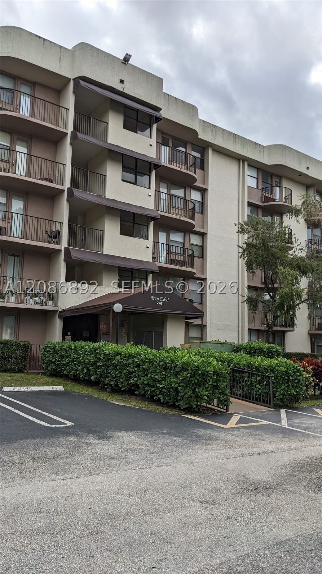 Real estate property located at 2701 Riverside Dr #206-B, Broward, Coral Springs Tower Club, Coral Springs, FL