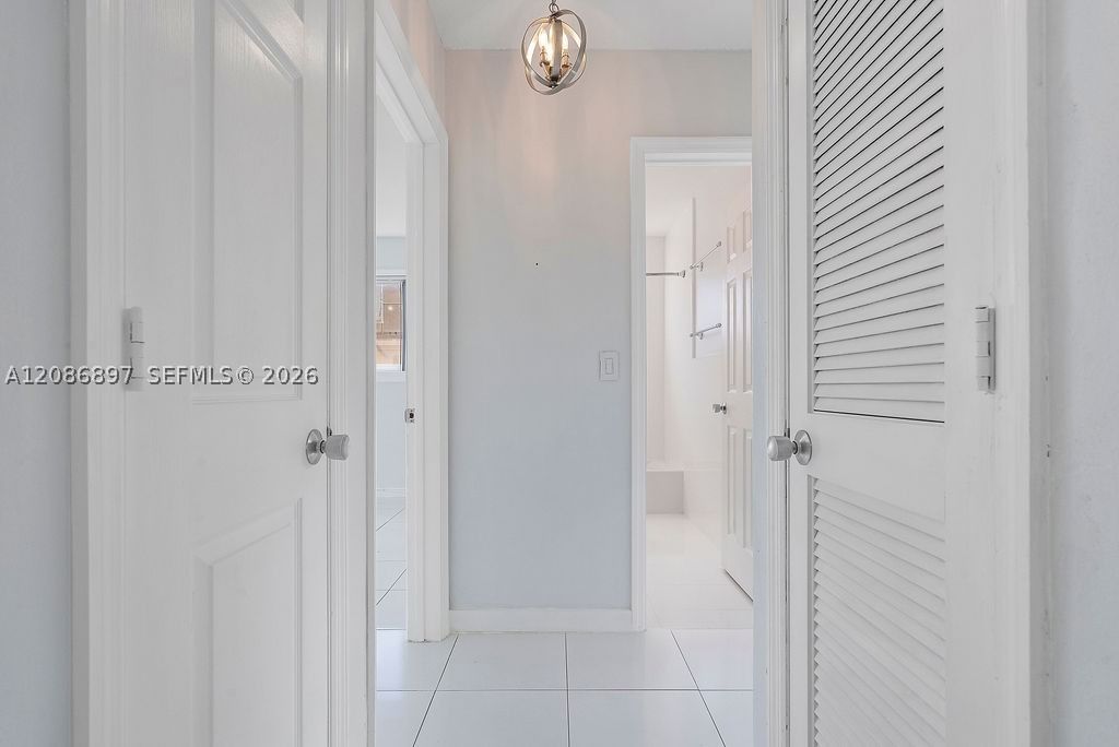 Real estate property located at 2475 214th St, Miami-dade, Highland Lakes, Aventura, FL