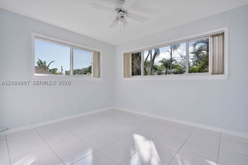 Real estate property located at 2475 214th St, Miami-dade, Highland Lakes, Aventura, FL