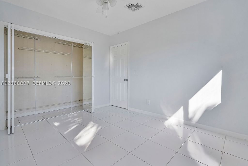 Real estate property located at 2475 214th St, Miami-dade, Highland Lakes, Aventura, FL
