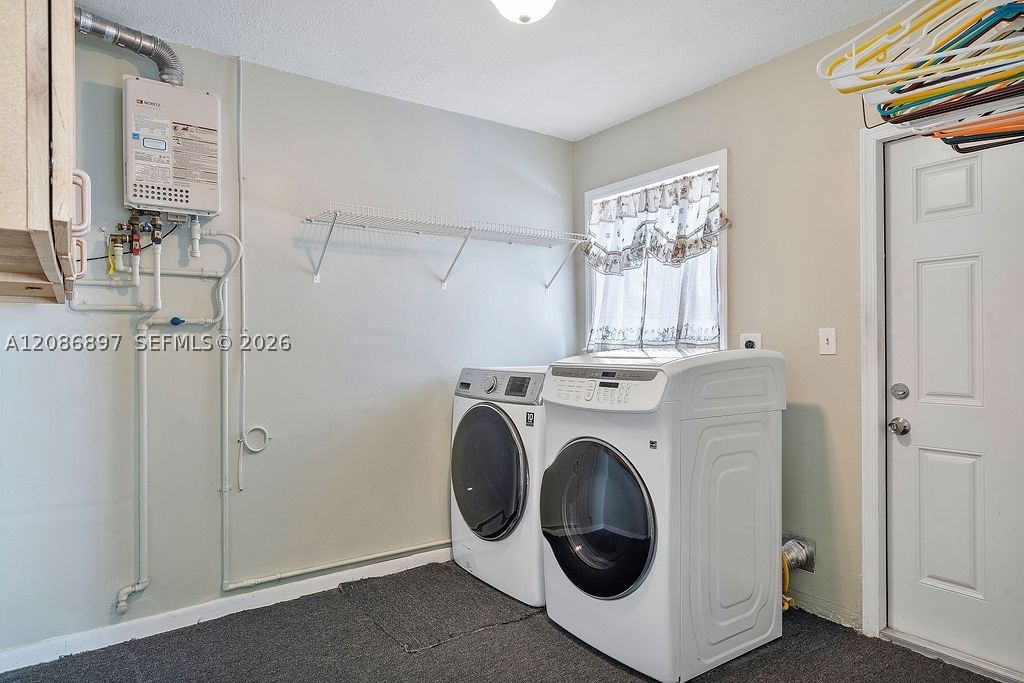 Real estate property located at 2475 214th St, Miami-dade, Highland Lakes, Aventura, FL
