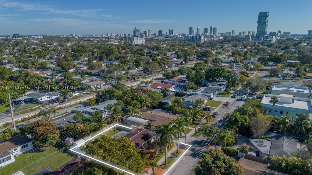 Real estate property located at 2475 214th St, Miami-dade, Highland Lakes, Aventura, FL
