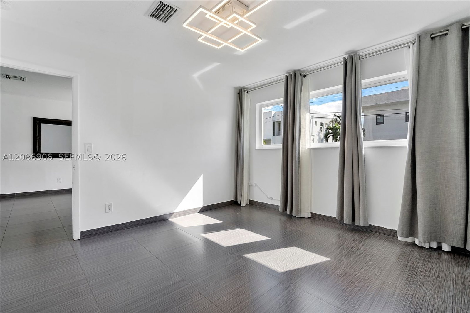 Real estate property located at 2505 214th St, Miami-dade, Highland Lakes, Aventura, FL