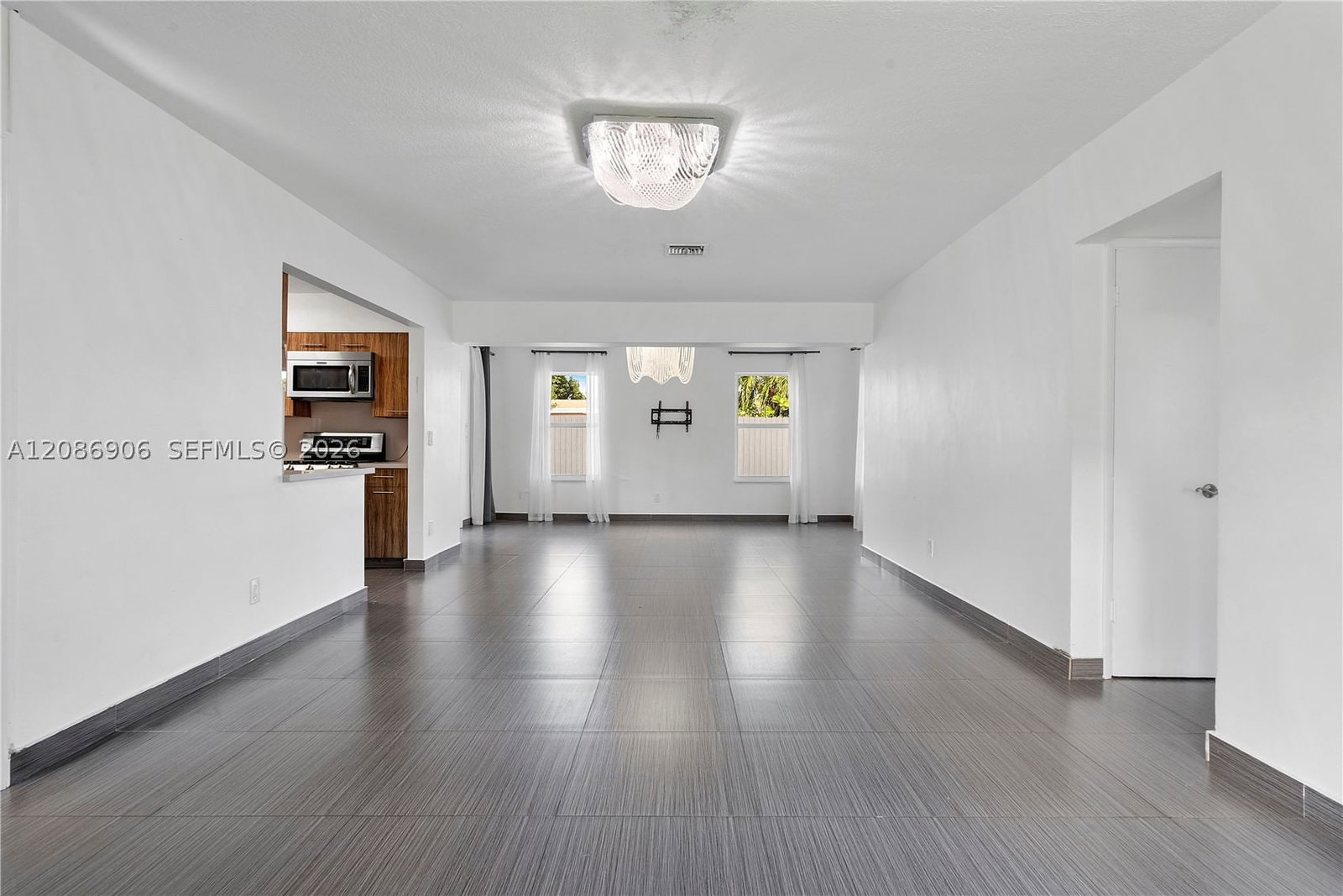 Real estate property located at 2505 214th St, Miami-dade, Highland Lakes, Aventura, FL