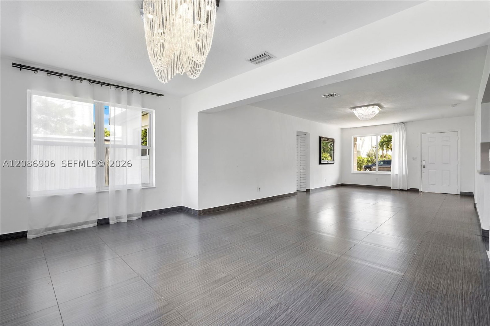 Real estate property located at 2505 214th St, Miami-dade, Highland Lakes, Aventura, FL