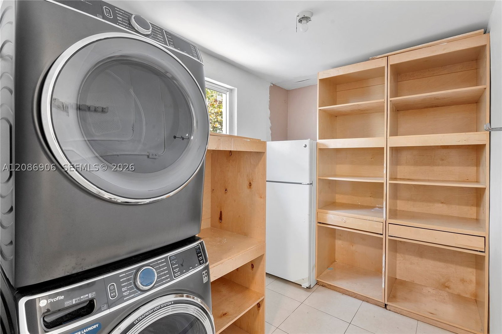 Real estate property located at 2505 214th St, Miami-dade, Highland Lakes, Aventura, FL