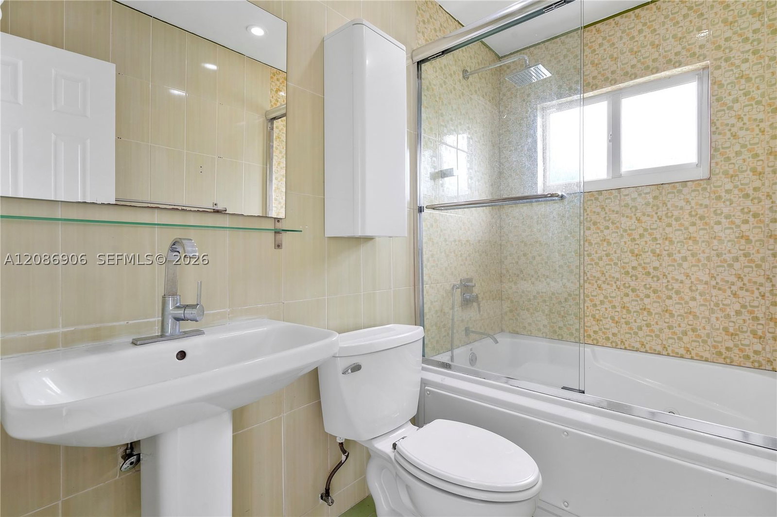 Real estate property located at 2505 214th St, Miami-dade, Highland Lakes, Aventura, FL