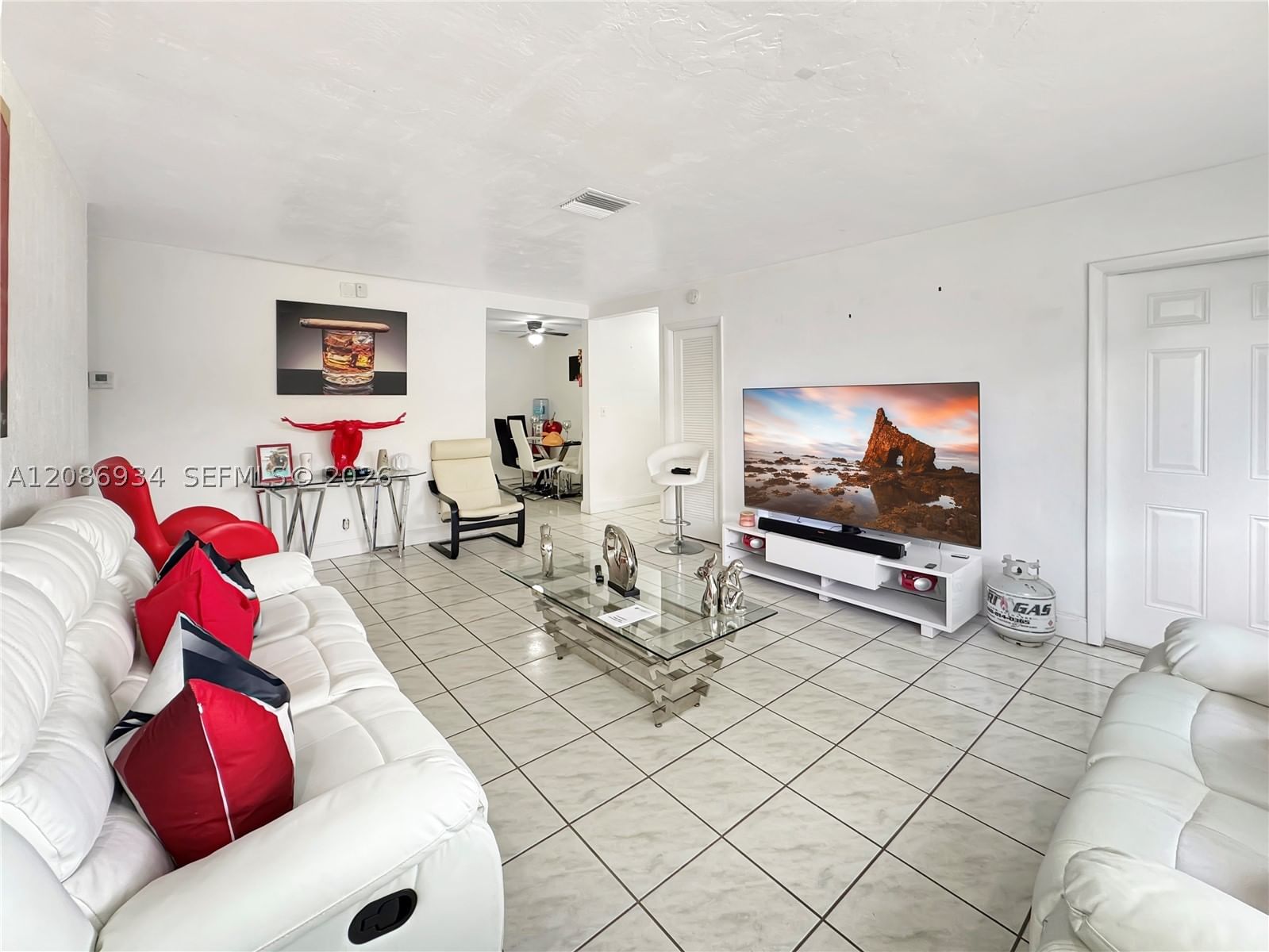 Real estate property located at 5220 57th St, Broward, Silver Lake, Davie, FL