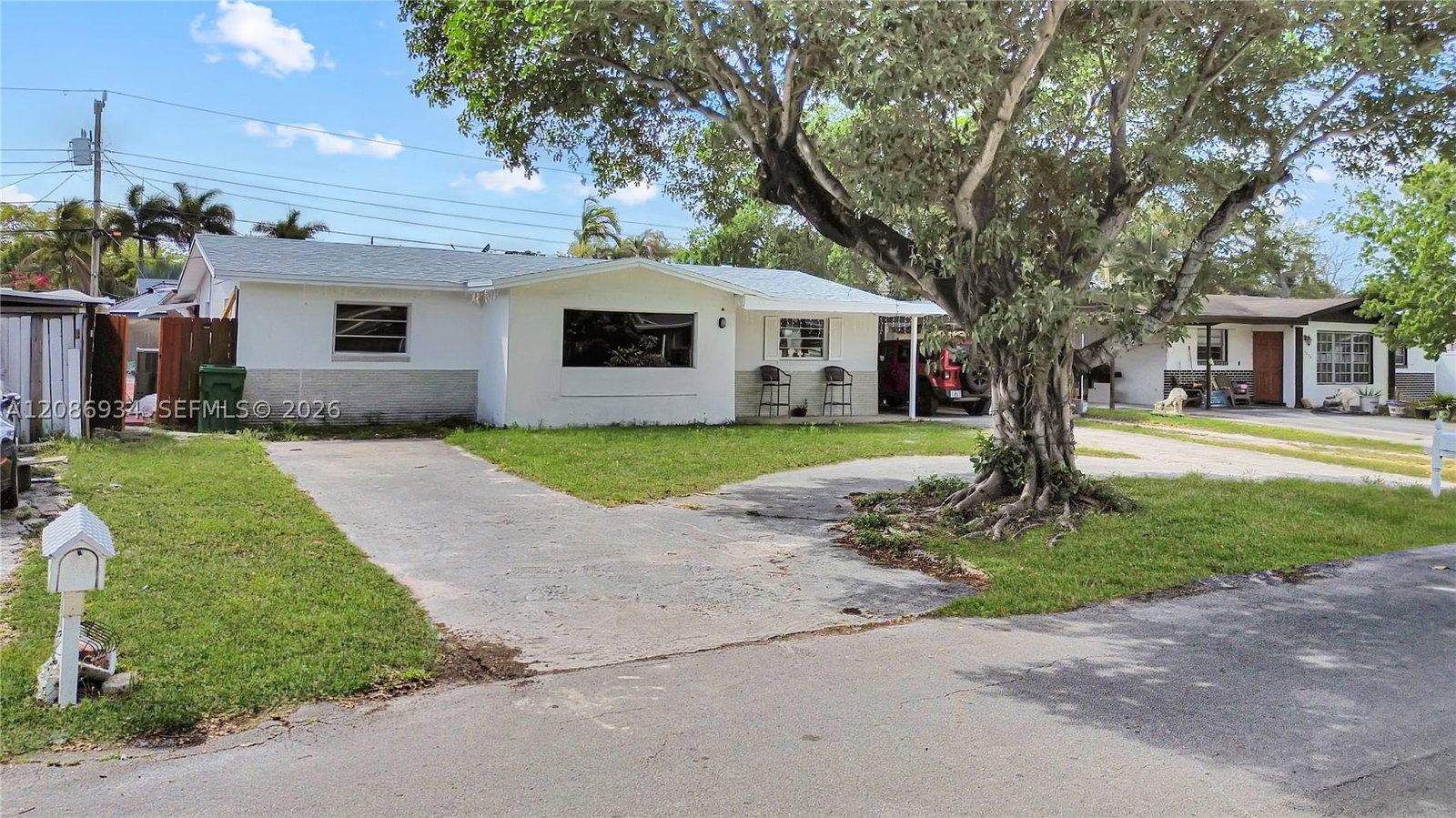 Real estate property located at 5220 57th St, Broward, Silver Lake, Davie, FL