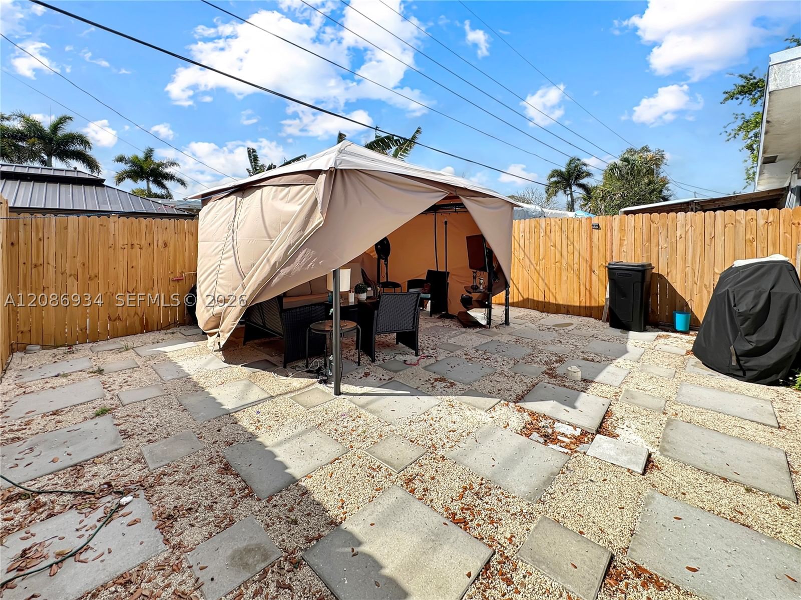 Real estate property located at 5220 57th St, Broward, Silver Lake, Davie, FL