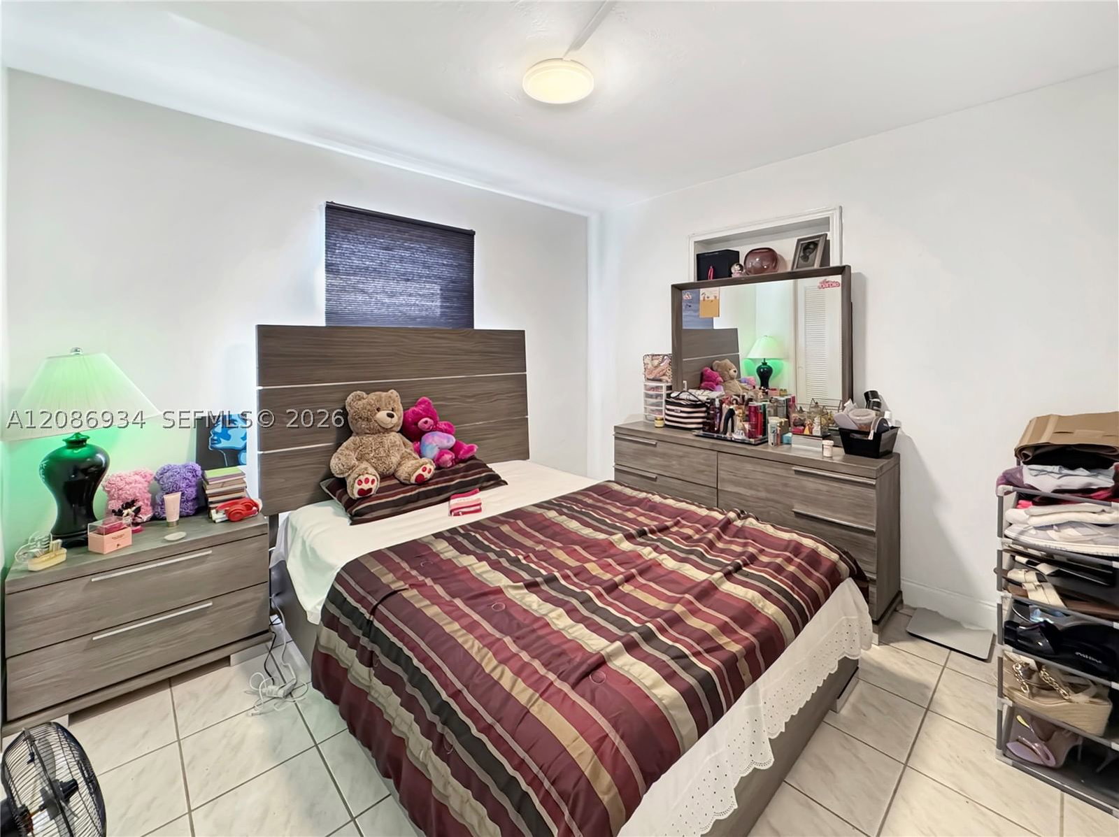 Real estate property located at 5220 57th St, Broward, Silver Lake, Davie, FL
