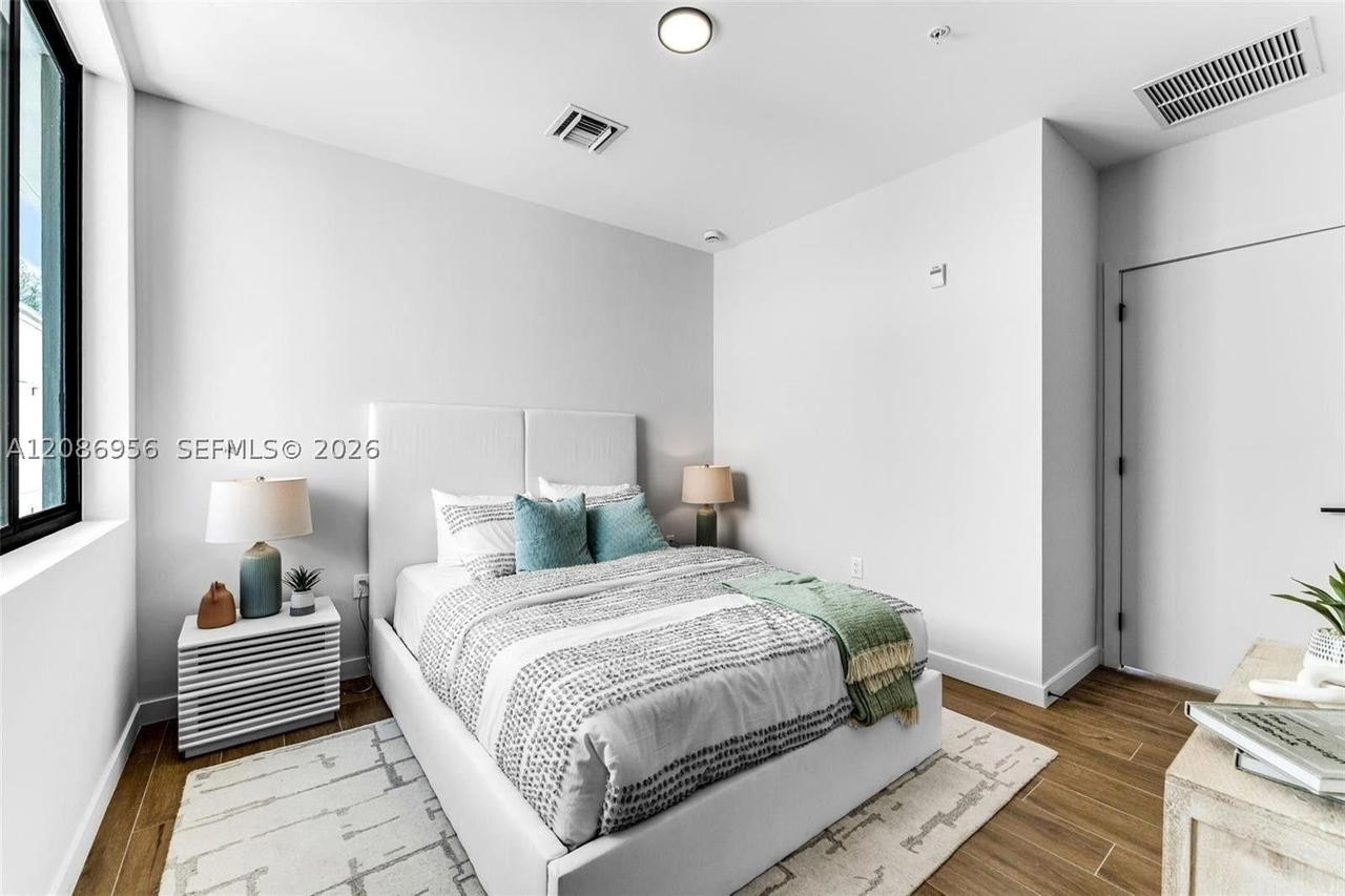 Real estate property located at 513 61st St, Miami-dade, Lc Whites, Miami, FL