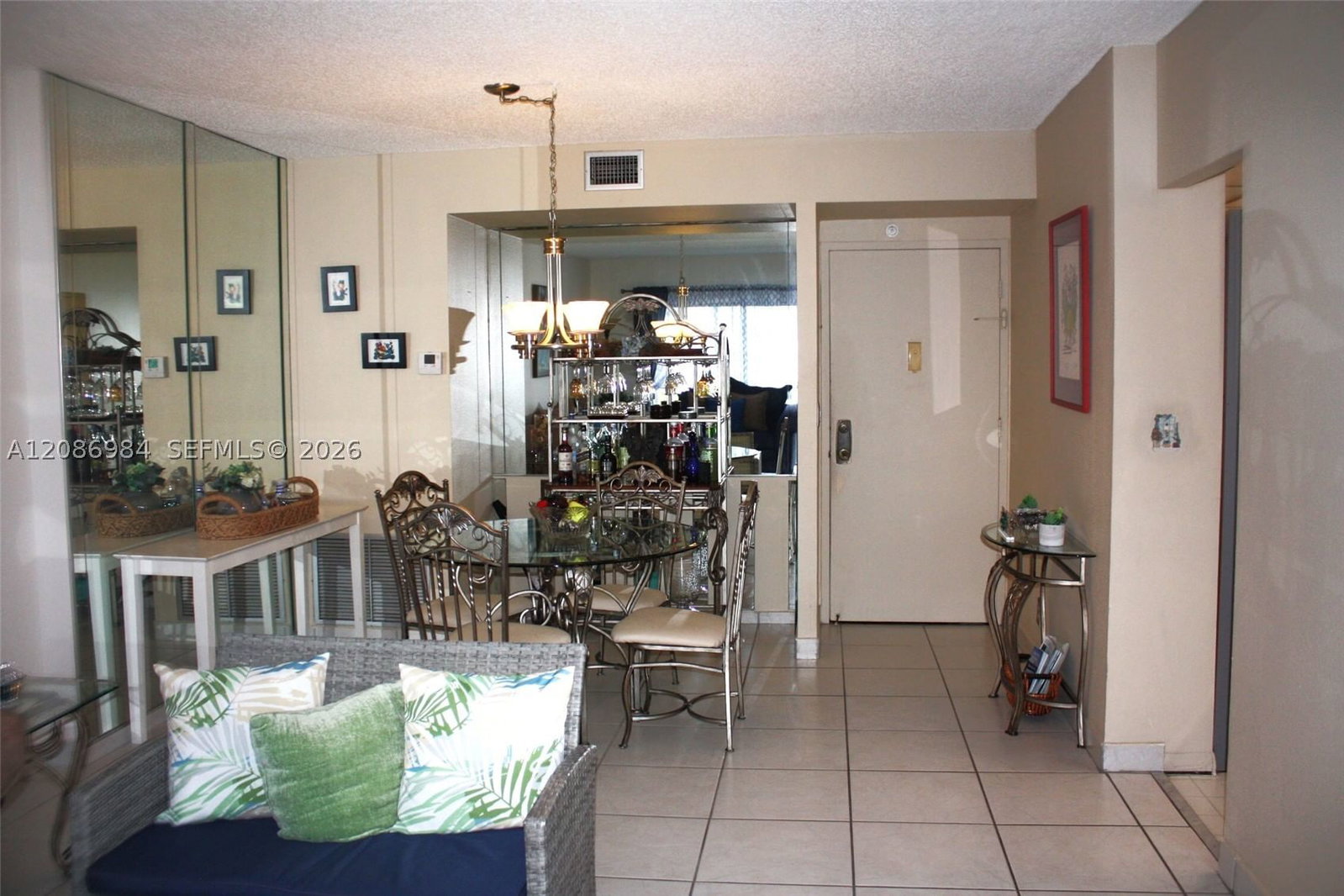 Real estate property located at 4200 Hillcrest Dr #618, Broward, Hillcrest East No 24 Cond, Hollywood, FL
