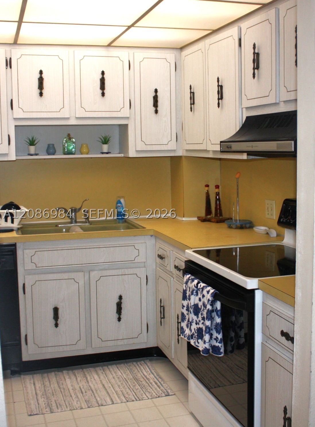 Real estate property located at 4200 Hillcrest Dr #618, Broward, Hillcrest East No 24 Cond, Hollywood, FL