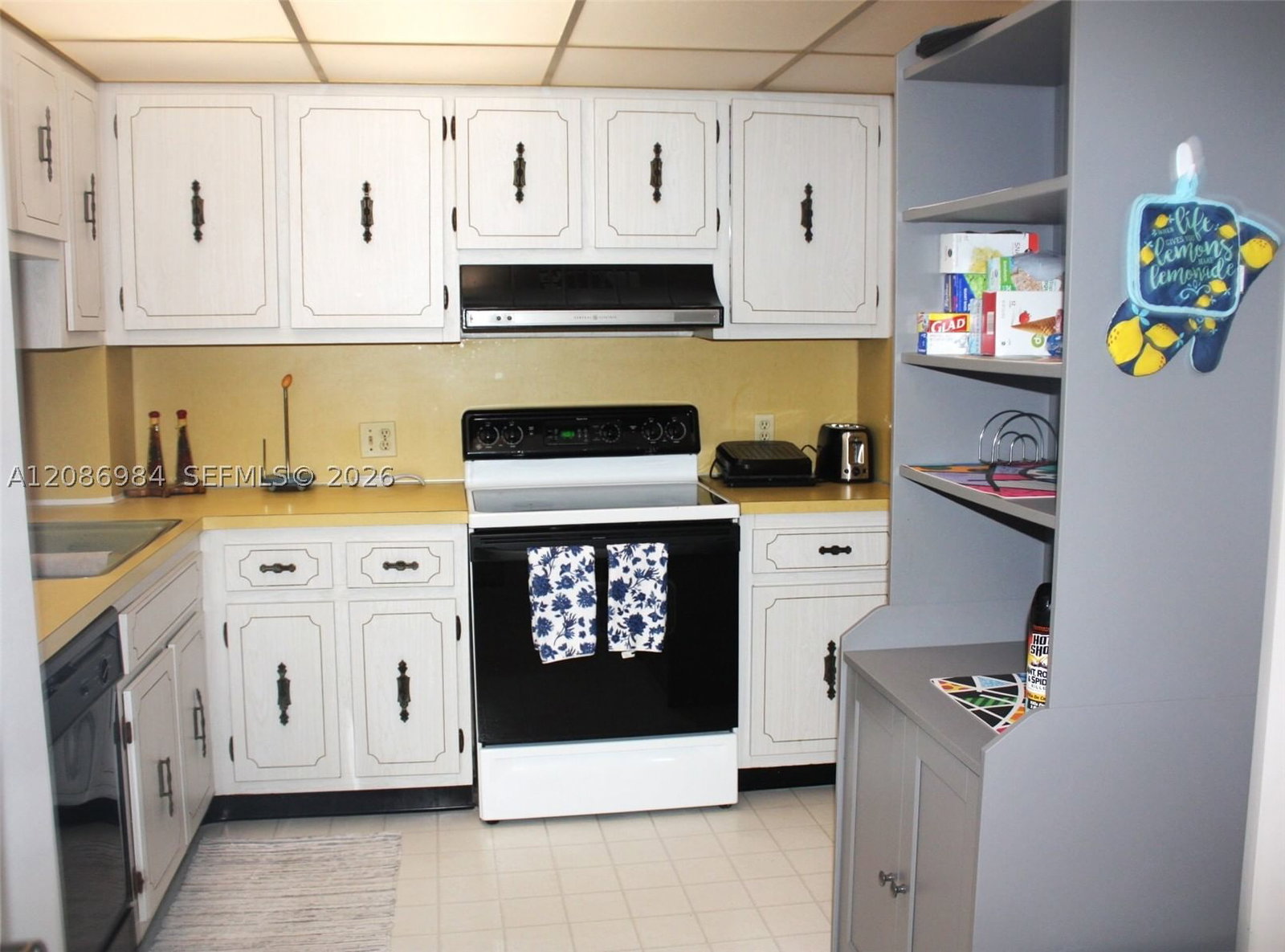 Real estate property located at 4200 Hillcrest Dr #618, Broward, Hillcrest East No 24 Cond, Hollywood, FL