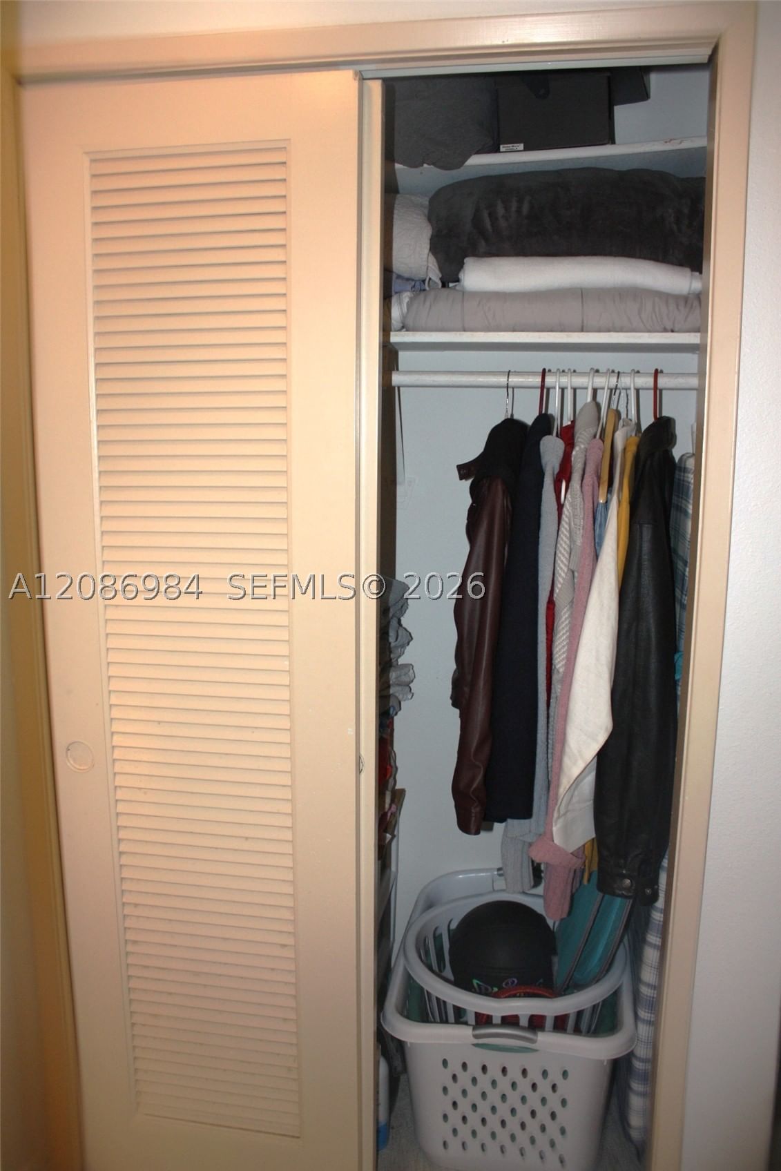 Real estate property located at 4200 Hillcrest Dr #618, Broward, Hillcrest East No 24 Cond, Hollywood, FL