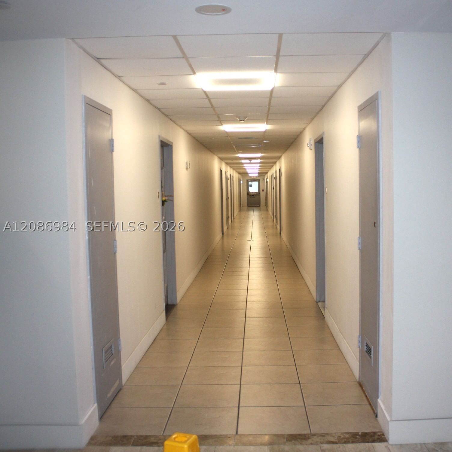 Real estate property located at 4200 Hillcrest Dr #618, Broward, Hillcrest East No 24 Cond, Hollywood, FL