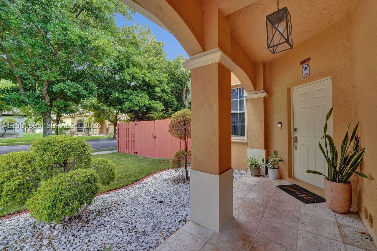 Real estate property located at 13725 50th Ct, Broward, Santorini At Vizcaya, Miramar, FL