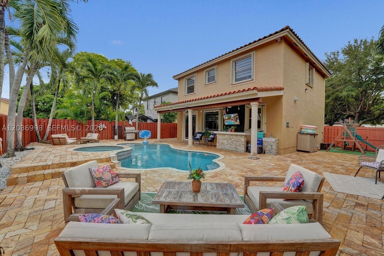 Real estate property located at 13725 50th Ct, Broward, Santorini At Vizcaya, Miramar, FL