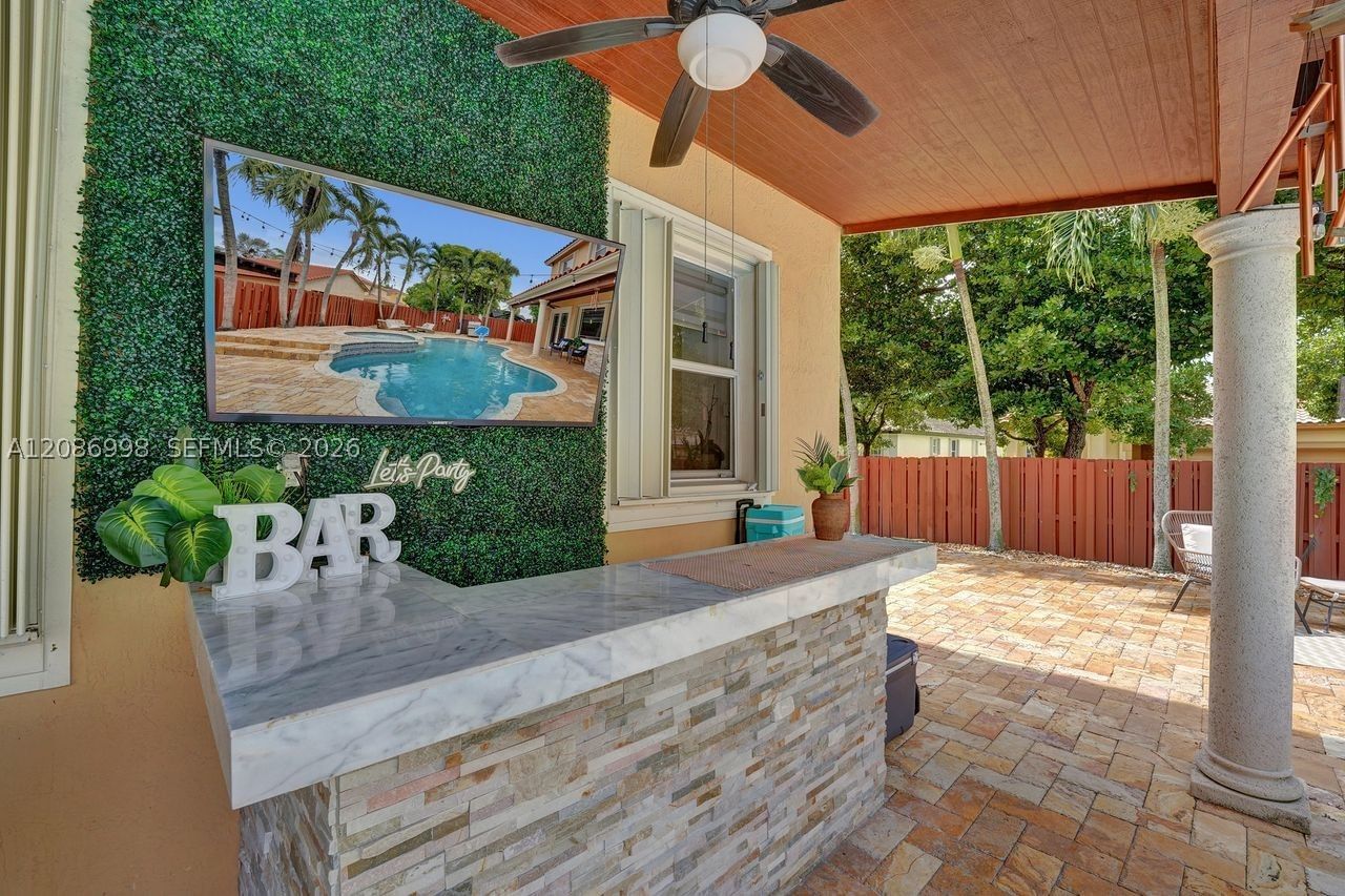Real estate property located at 13725 50th Ct, Broward, Santorini At Vizcaya, Miramar, FL