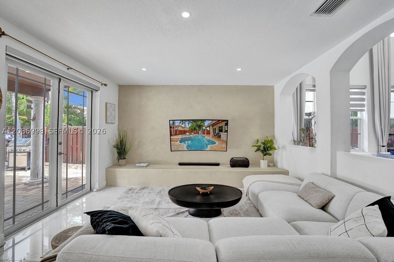 Real estate property located at 13725 50th Ct, Broward, Santorini At Vizcaya, Miramar, FL