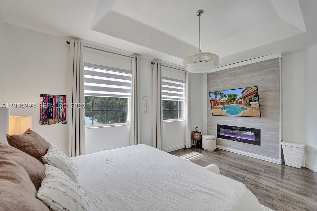 Real estate property located at 13725 50th Ct, Broward, Santorini At Vizcaya, Miramar, FL