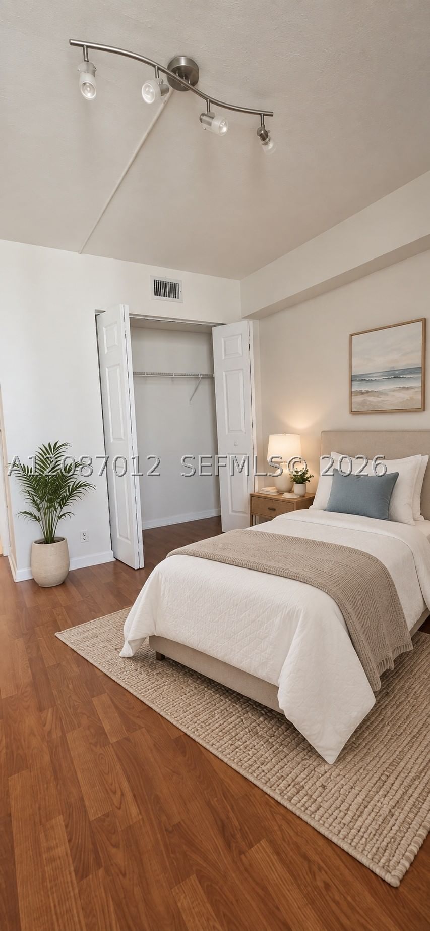 Real estate property located at 3300 191st St LP08, Miami-dade, Parc Central Aventura Sou, Aventura, FL