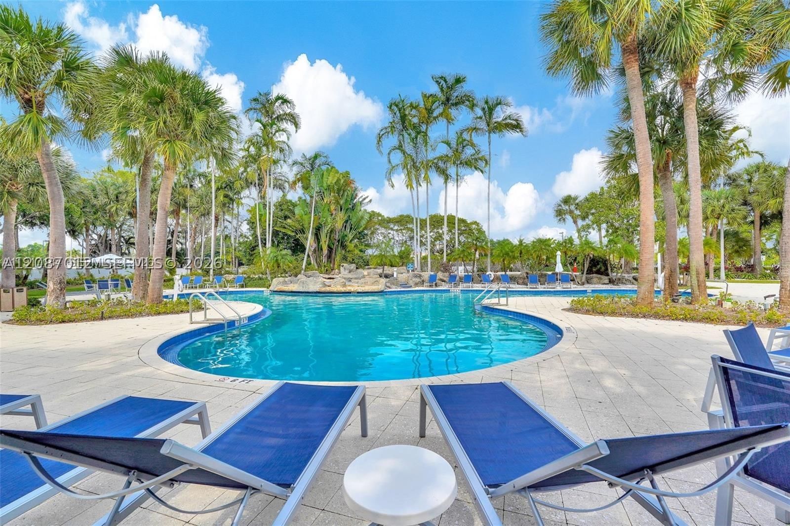 Real estate property located at 3300 191st St LP08, Miami-dade, Parc Central Aventura Sou, Aventura, FL