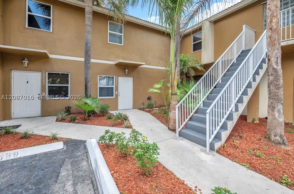 Real estate property located at 10667 45th St #10667, Broward, Colony At Coral Springs, Coral Springs, FL