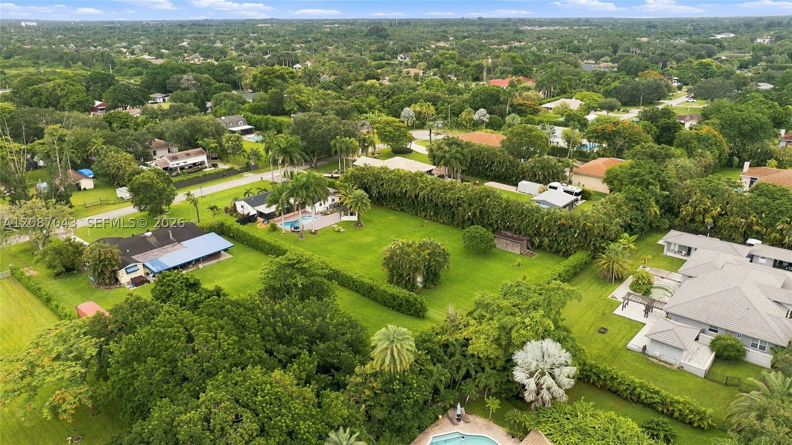 Real estate property located at 13402 29th St, Broward, Fla Fruit Lands Co Sub No, Davie, FL