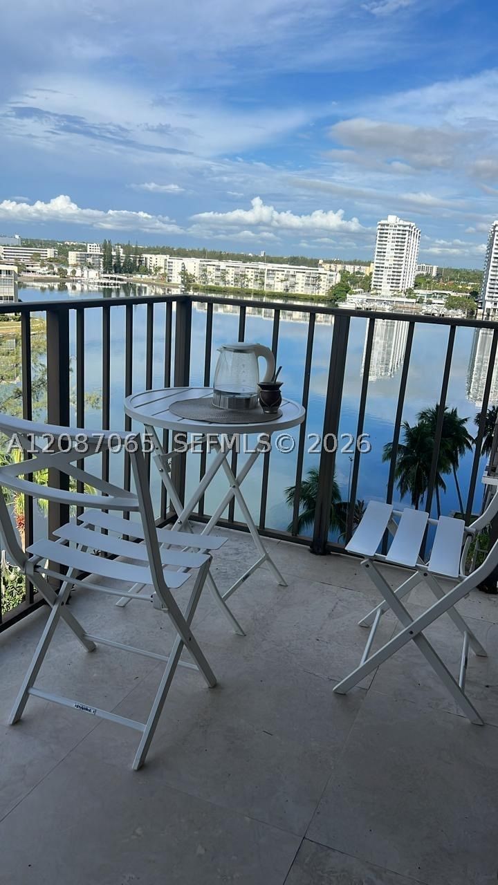 Real estate property located at 18151 31st Ct #1005, Miami-dade, The Clipper At Bisc Cove, Aventura, FL
