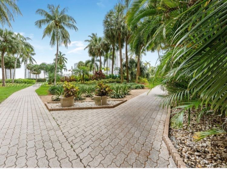 Real estate property located at 18151 31st Ct #1005, Miami-dade, The Clipper At Bisc Cove, Aventura, FL