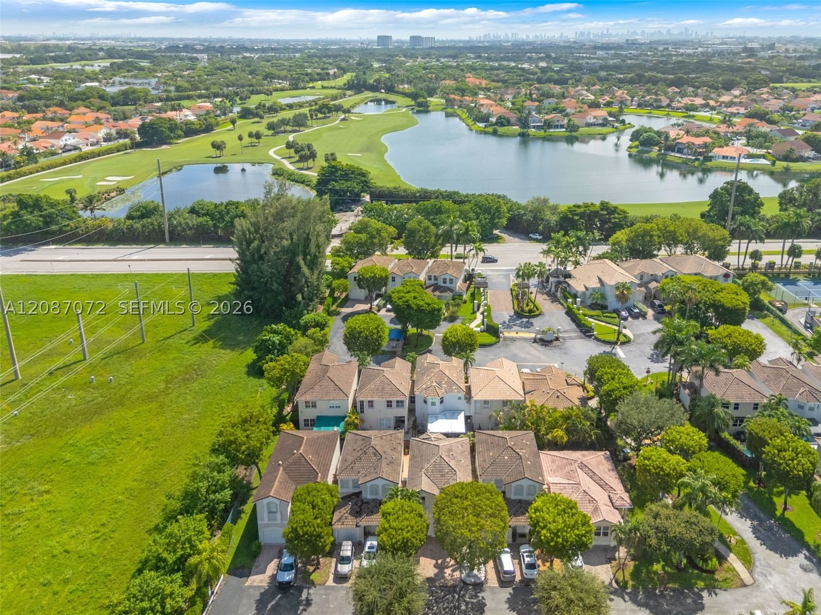 Real estate property located at 4873 107th Path, Miami-dade, Savannah At Doral, Doral, FL
