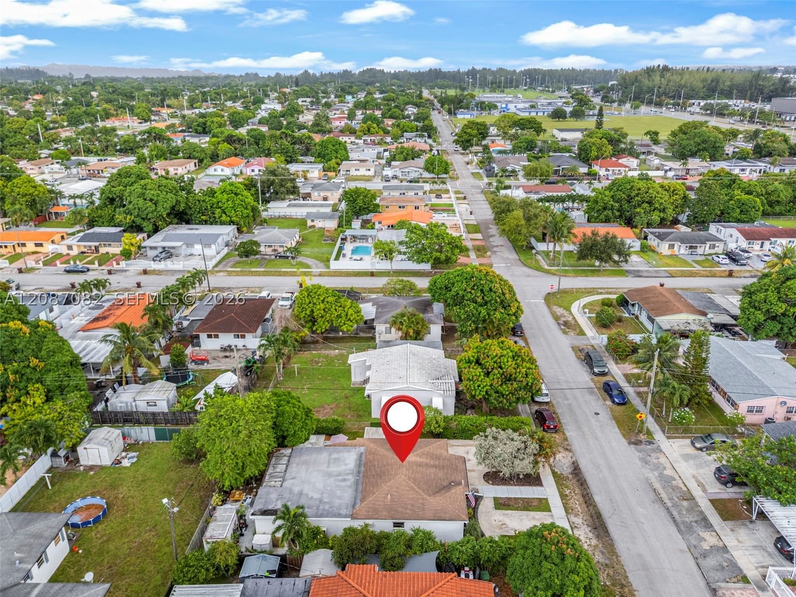 Real estate property located at 5440 7th Ave, Miami-dade, Saratoga Heights Re-sub, Hialeah, FL
