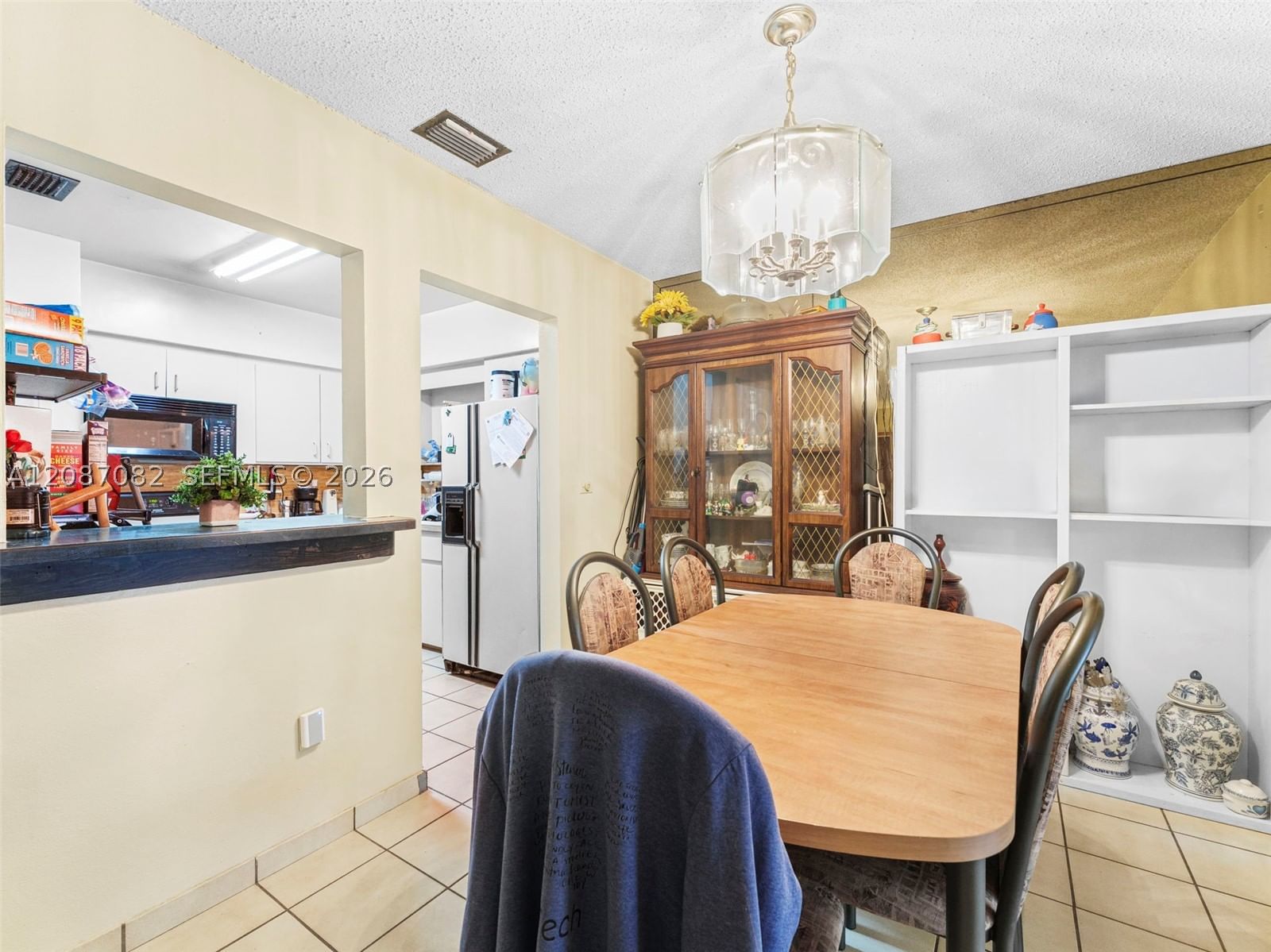 Real estate property located at 5440 7th Ave, Miami-dade, Saratoga Heights Re-sub, Hialeah, FL