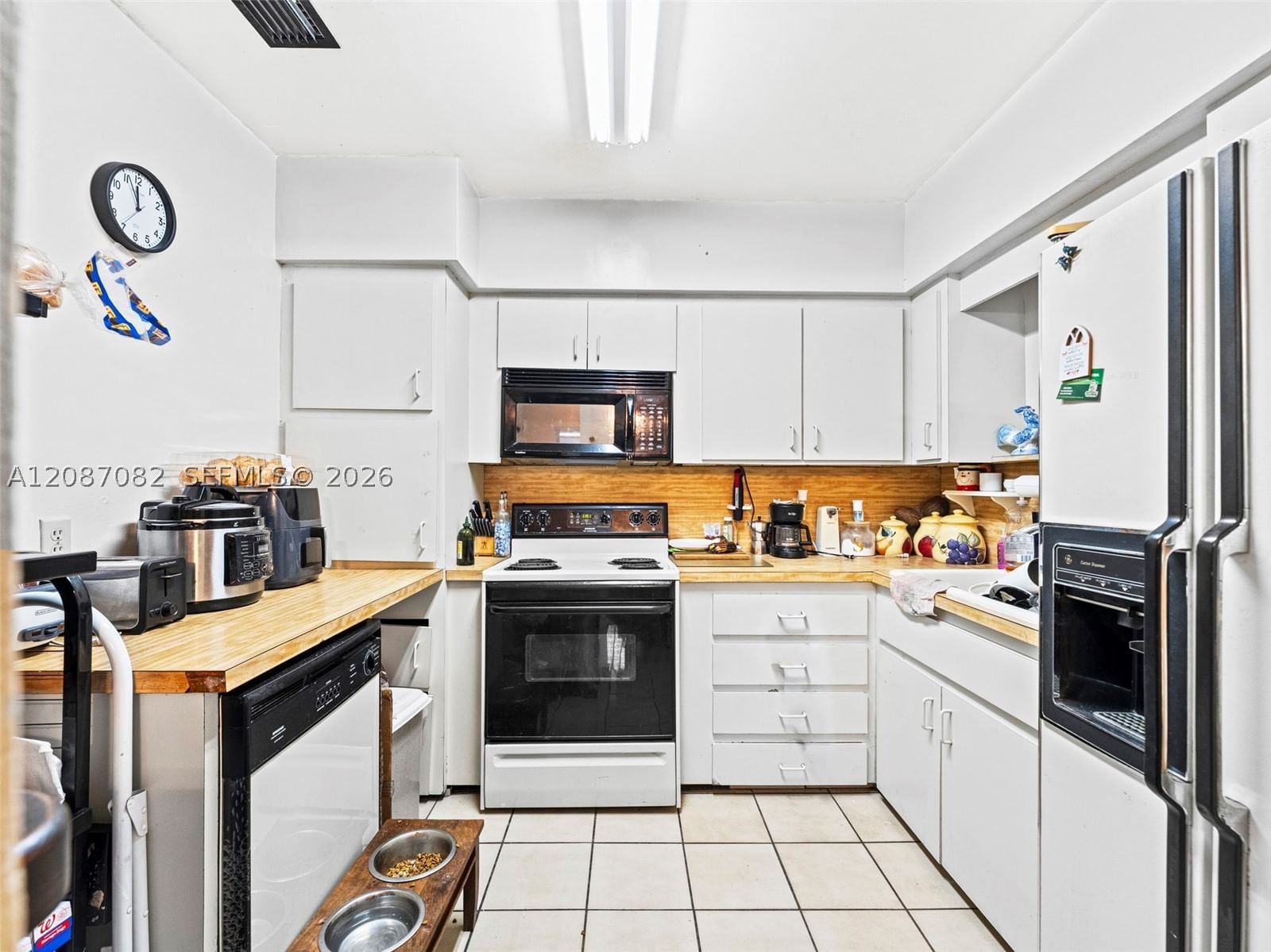 Real estate property located at 5440 7th Ave, Miami-dade, Saratoga Heights Re-sub, Hialeah, FL