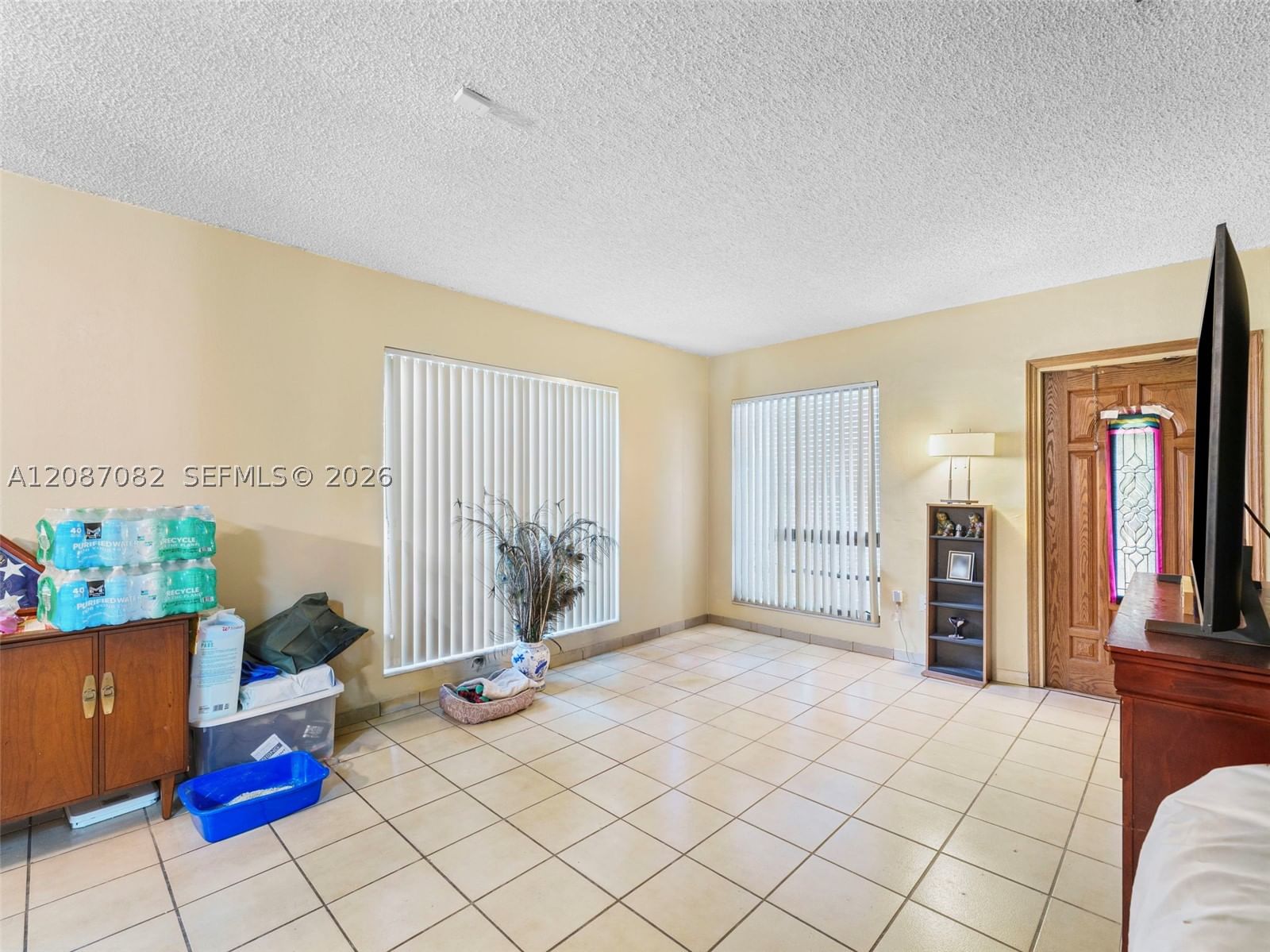 Real estate property located at 5440 7th Ave, Miami-dade, Saratoga Heights Re-sub, Hialeah, FL