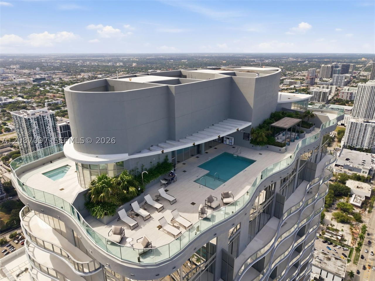 Real estate property located at 1400 Biscayne Blvd #1801, Miami-dade, Casa Bella, Miami, FL
